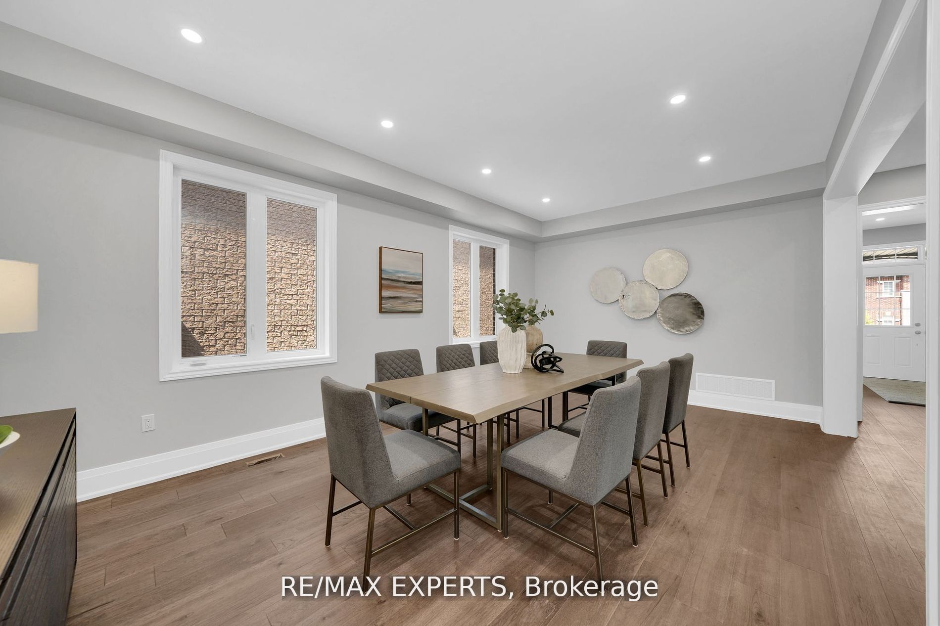 131 Highlands Blvd