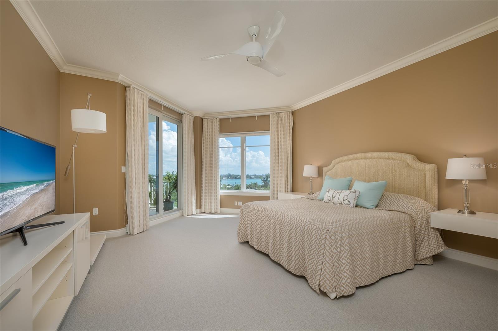 2050 Benjamin Franklin Drive A601