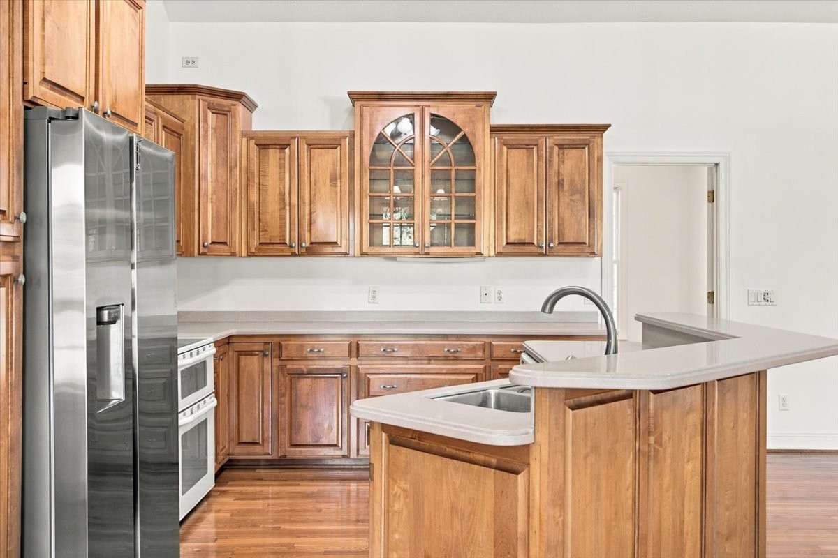 2440 Maple Grove Rd