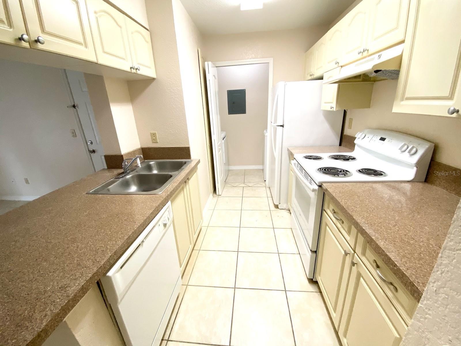 2550 N Alafaya Trail 6200