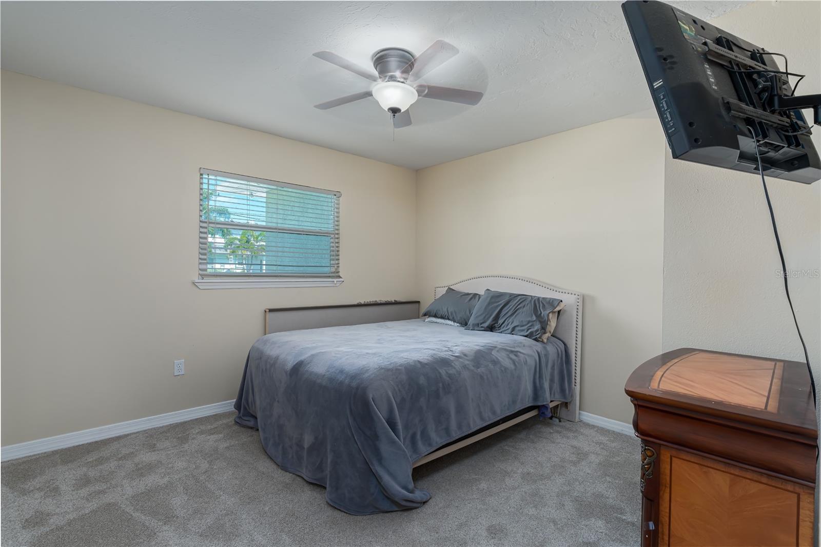 5318 Palmetto Point Drive