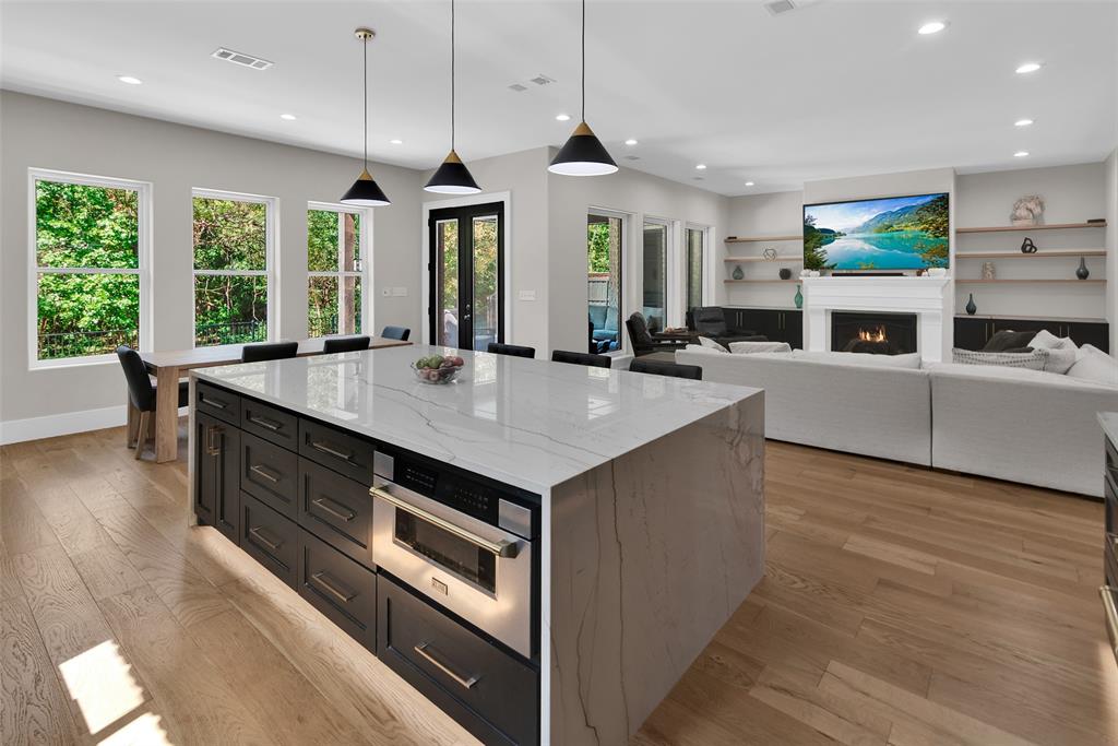 931 Waterloo Lake Drive