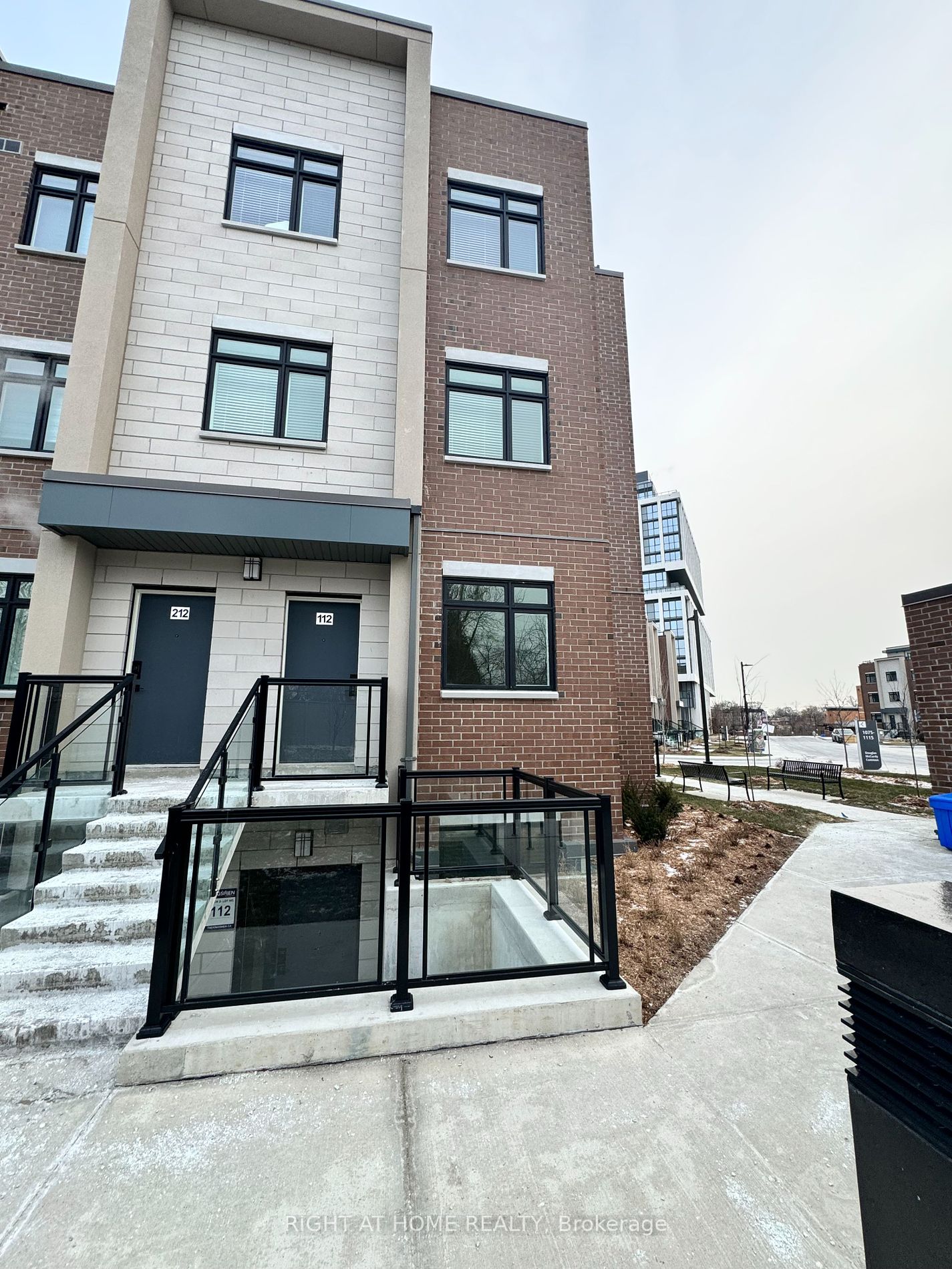 1085 Douglas Mccurdy Comm Rd 112