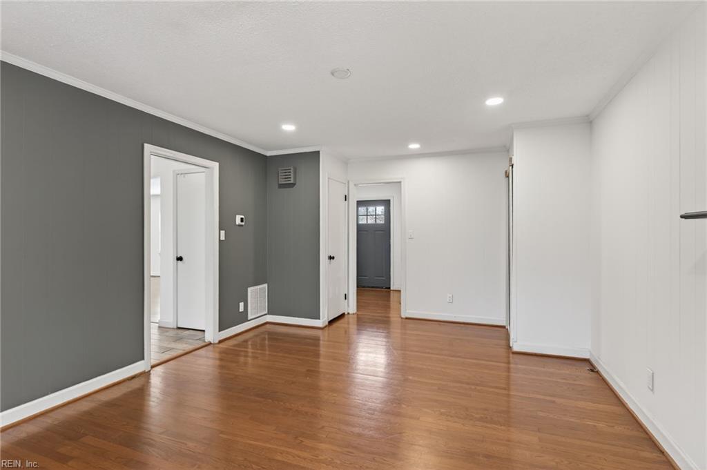 1025 Walt Whitman Way