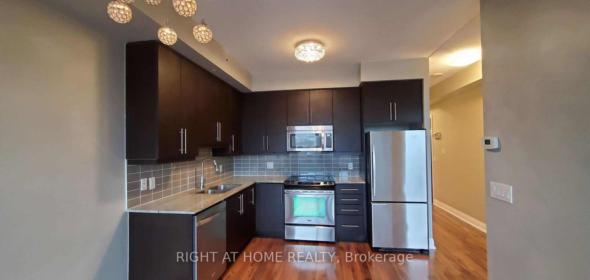 75 North Park Rd 812