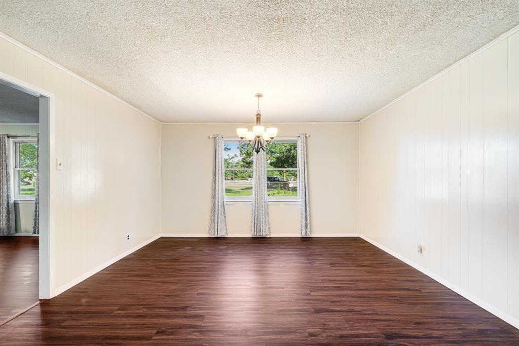 9157 N Hwy 271