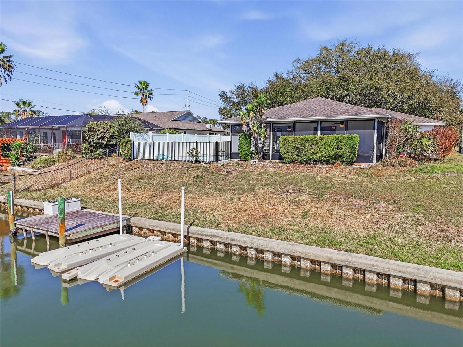 4 Coral Reef Court S