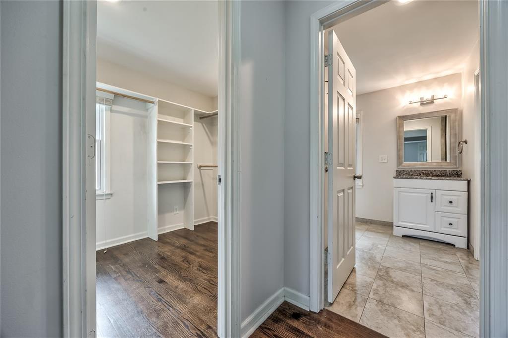 4304 W 83rd Street