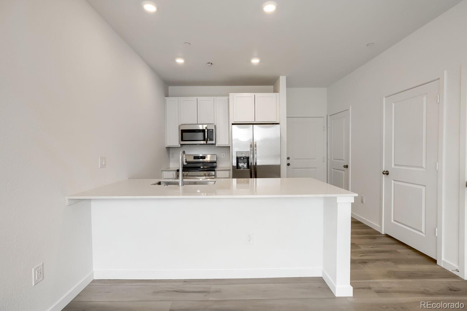7653 S Cherokee Circle E