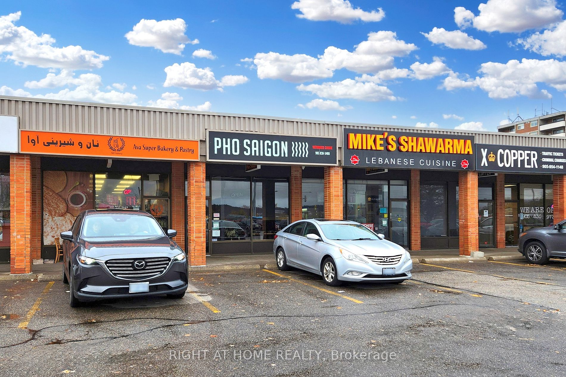 16925 Yonge St 8