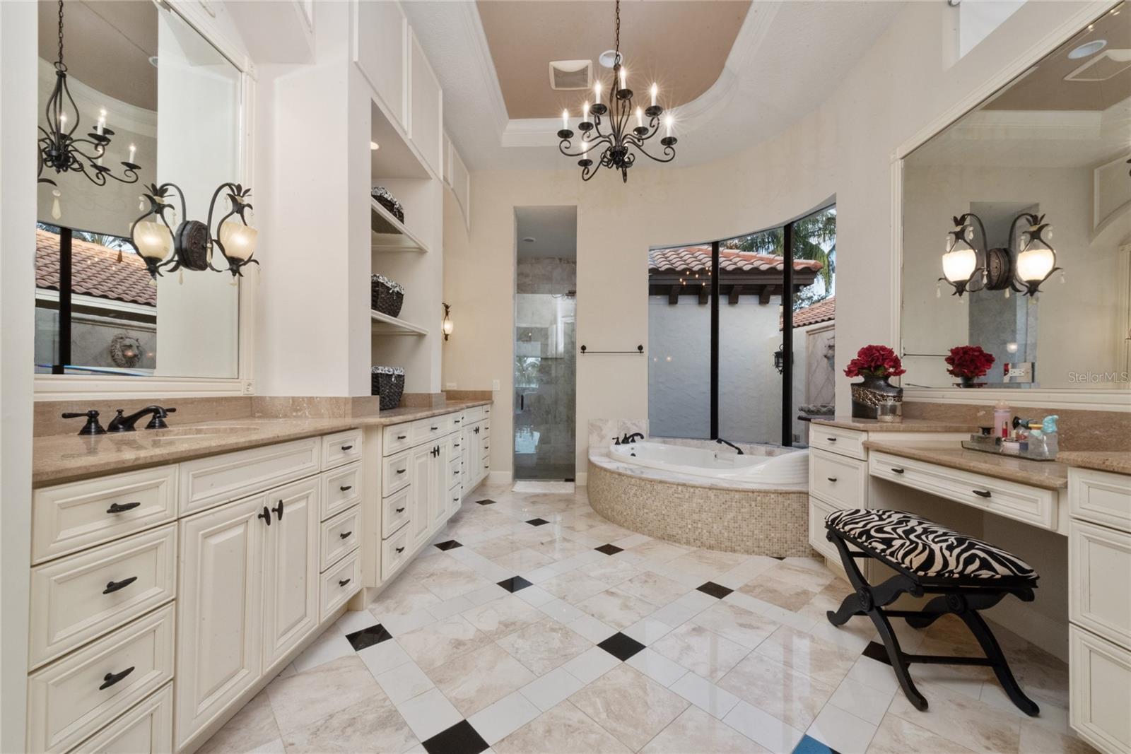 14616 Avenue Of The Rushes