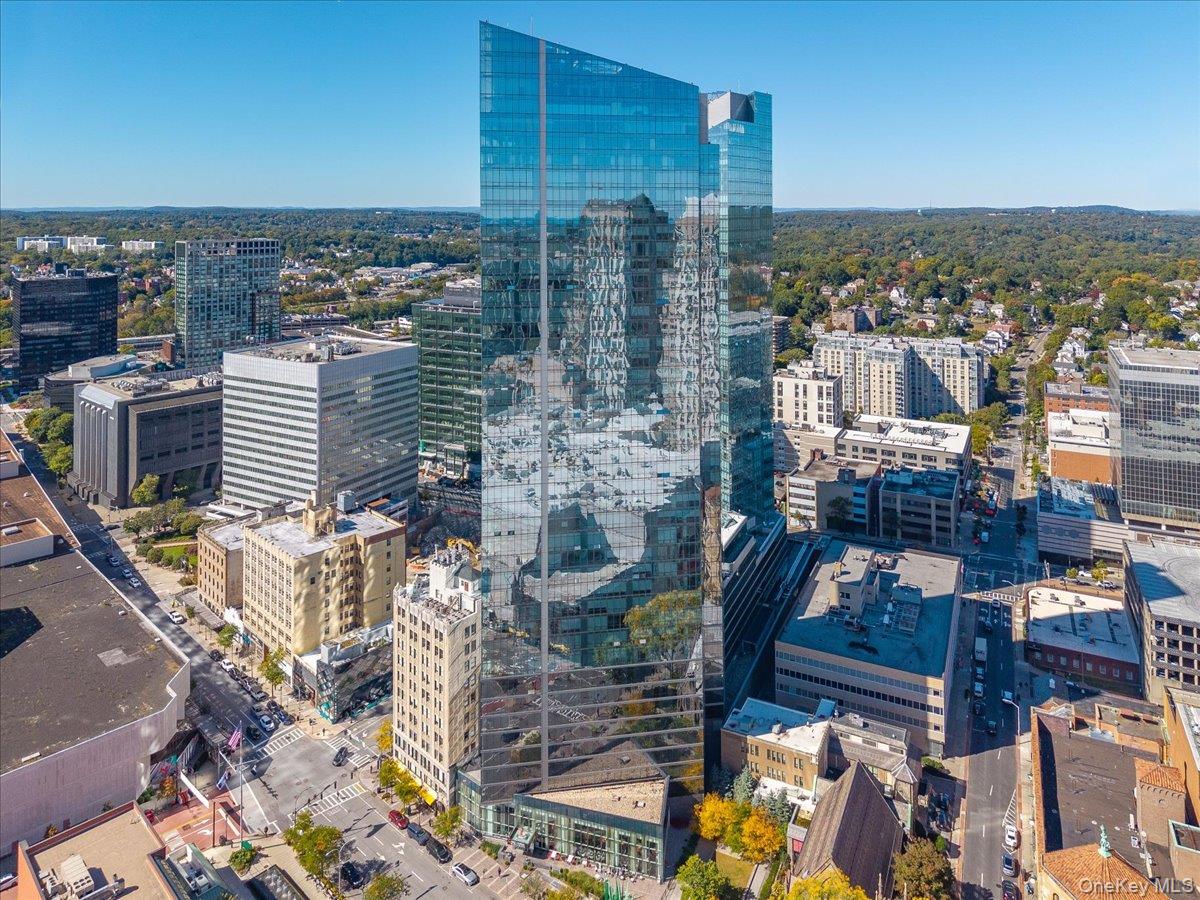 1 Renaissance Square 23C
