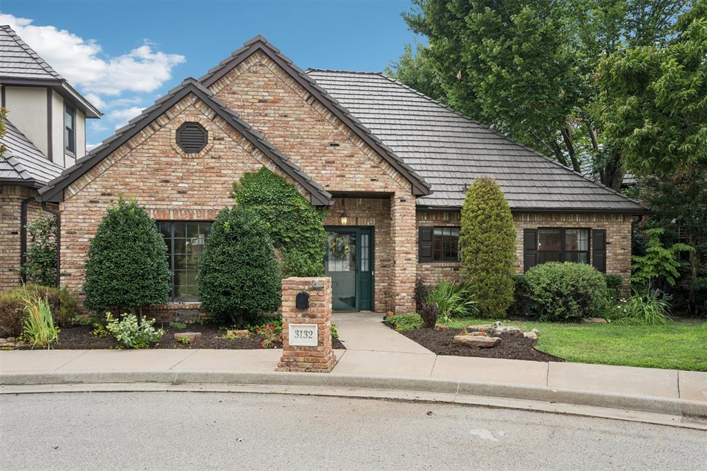 Lovely Brookhaven Square property! This home is in great move in condition. Bright and cheery interior with crisp white kitchen and neutral color pallet throughout. Gleaming hardwood floors in the open layout kitchen/dining. Great floorplan with 2 beds and 2 baths all on one level. There are two covered patios, allowing you to enjoy the outdoors without the maintenance of yard work. This home is a rare find in the highly sought after Brookhaven square addition!