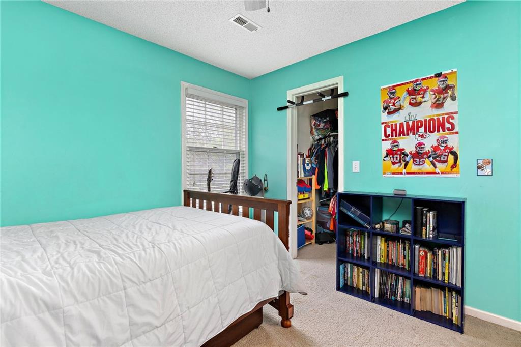 9407 W 124th Terrace