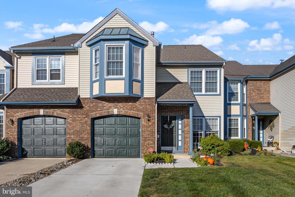 Welcome to this beautifully updated Hampton model townhouse in the highly desirable Clusters community! Offering 3 bedrooms, 2.5 baths, and a spacious layout, this home blends modern upgrades with comfort and convenience. The remodeled kitchen is designed with today’s lifestyle in mind, the home impresses you with cathedral ceilings, skylights, and a marble wood-burning fireplace. The lower-level rooms provide elegant spaces for entertaining, and the finished basement offers flexible use as a home office, gym, or media room. Upstairs, the primary suite is a retreat with a bay window and dual closets. Outdoors, enjoy the brand-new rear deck, ideal for relaxing or hosting gatherings. The Clusters community offers wonderful amenities including a pool and tennis courts, plus walking and biking paths just minutes from Historic Medford Village, with its eateries, shops, parades, and Freedom Park fireworks. The location also provides unmatched convenience—close to shopping, dining, and major highways. Families will appreciate the highly rated school system, and commuters will enjoy easy access to Philadelphia, the Jersey Shore, and even New York City. This move-in ready home has it all—schedule your private showing today!