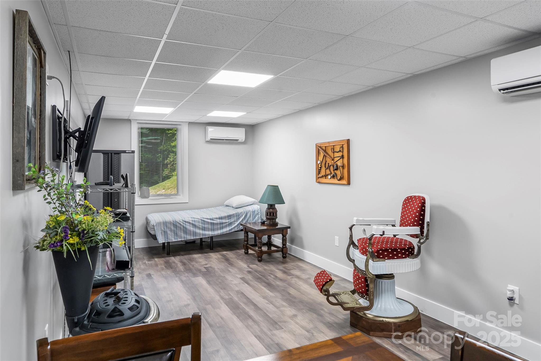 4090 Pea Ridge Road