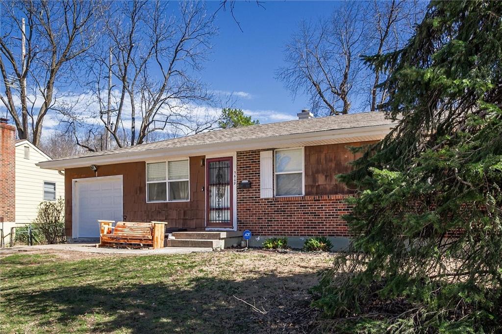 5609 NE San Rafael Drive