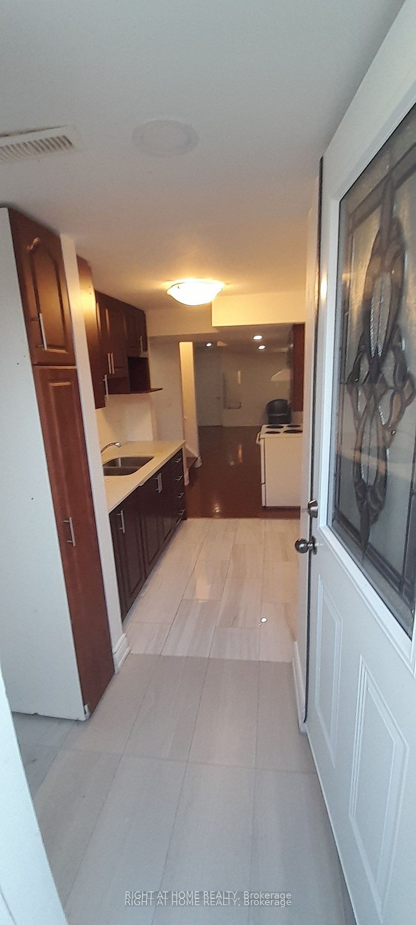 3 Bald Eagle Ave (Bsmnt)