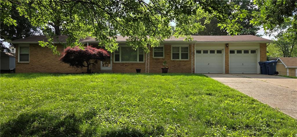 6152 NE Meadow Lane Circle