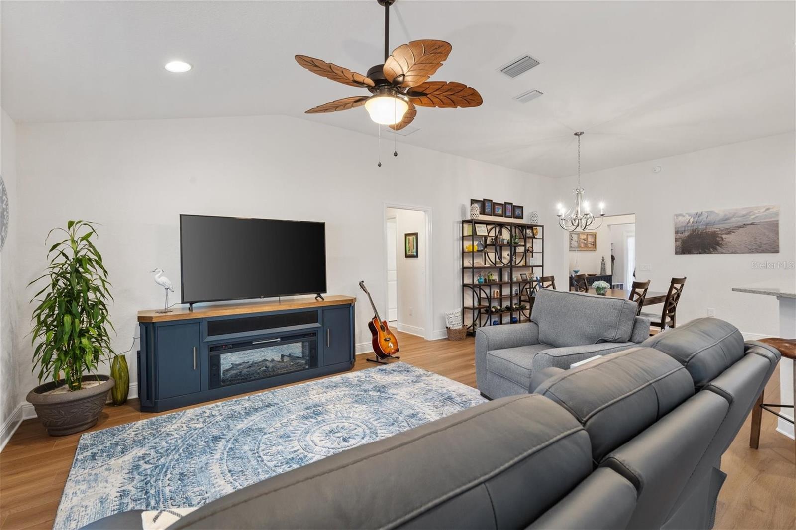 5000 Sandpiper Drive