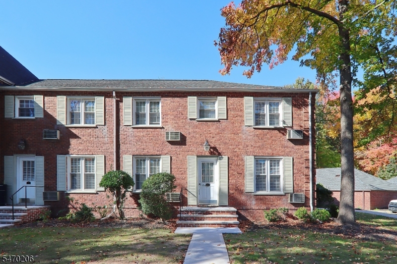 Immaculate, move-in condition end unit townhome has been updated and maintained beautifully! Fabulous kitchen and bath renovations in 2023!  Oak hardwood floors have been refinished and the unit has been completely painted in neutral tones! Showings start on Saturday 10/31...check out the photos and circle back for more info!