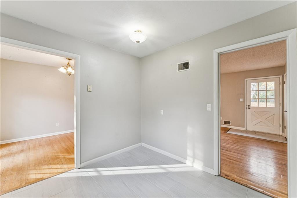5007 Outlook Street