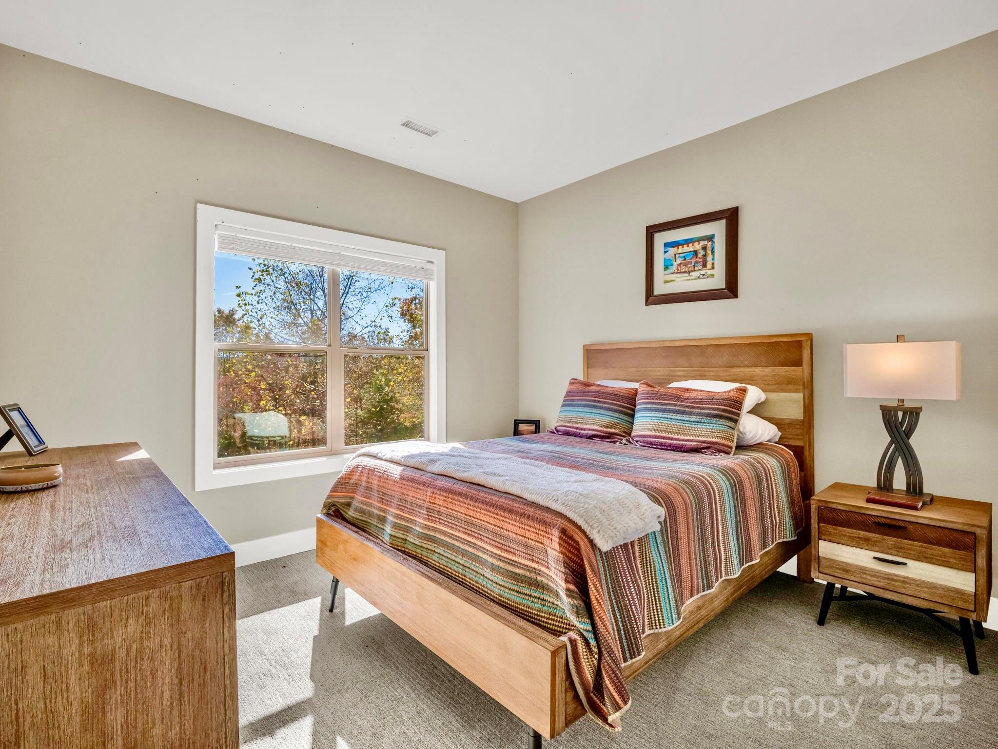 5588 Table View Lane