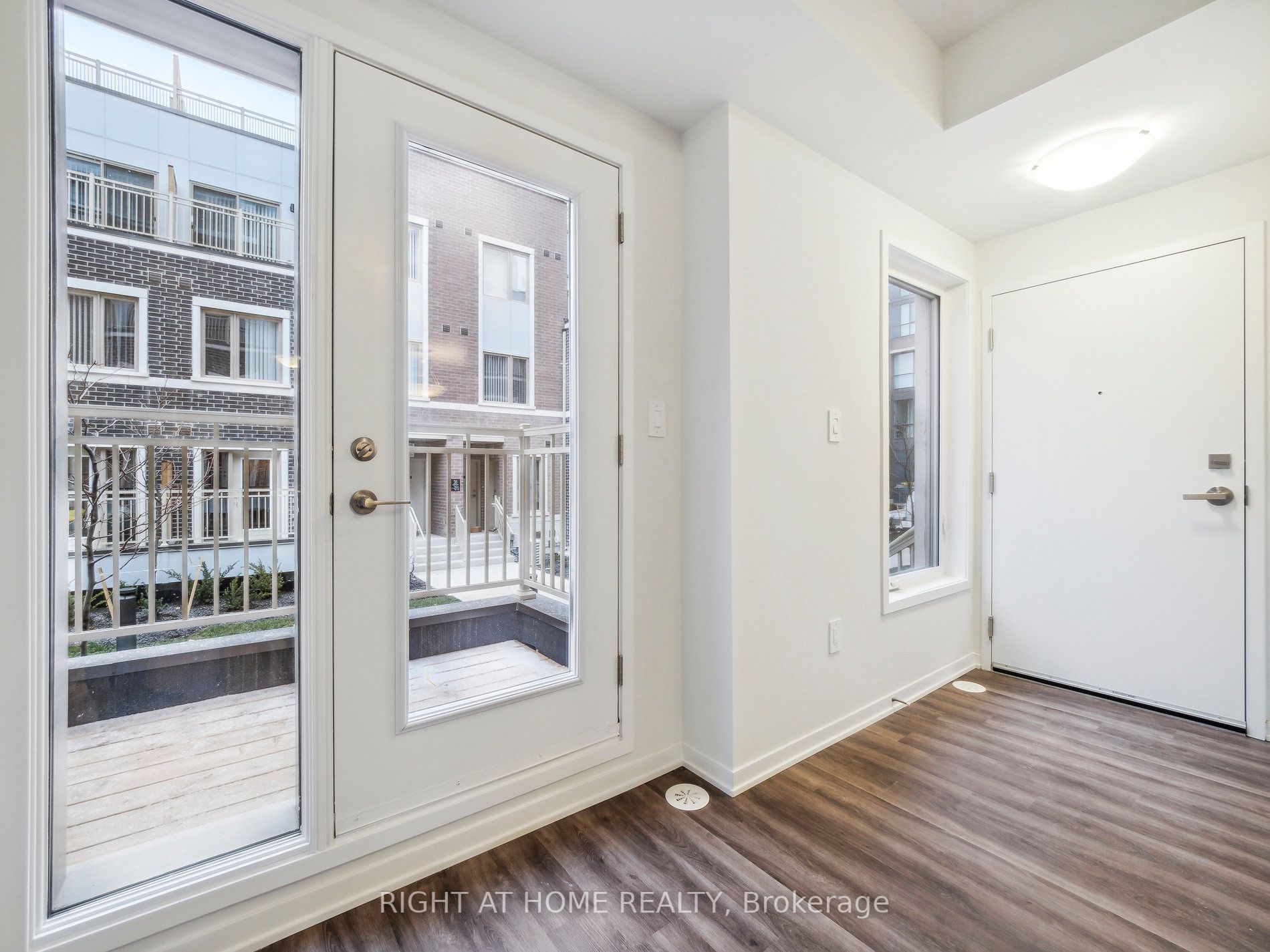 39 Honeycrisp Cres 105