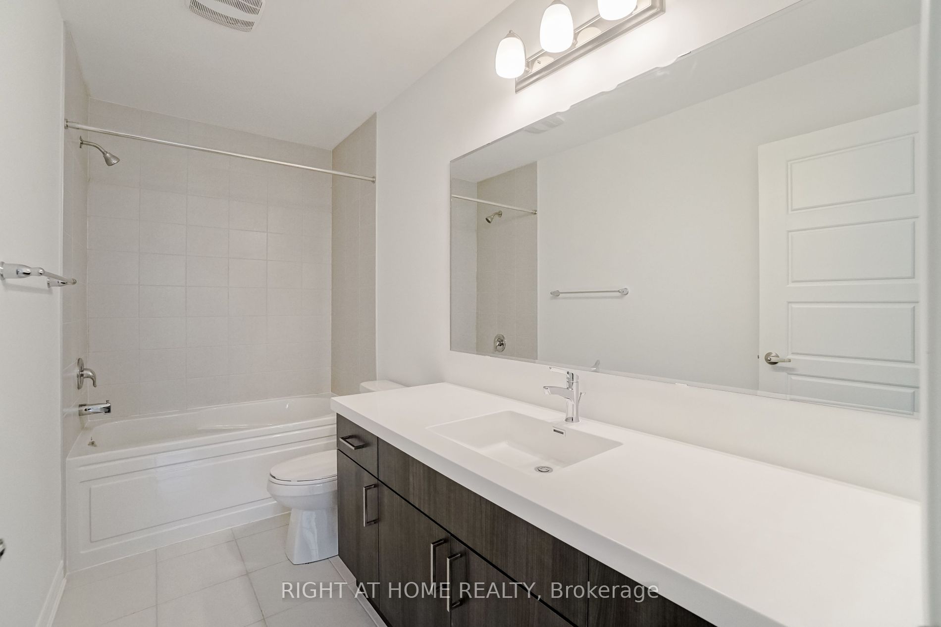 1263 Dias Landing Line