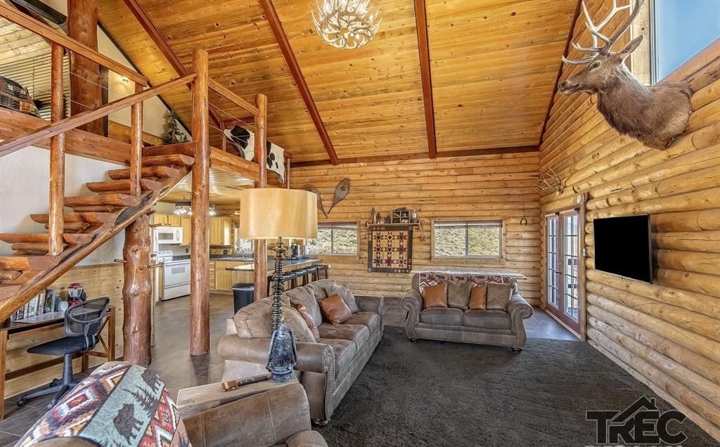 4 Whit Creek Rd