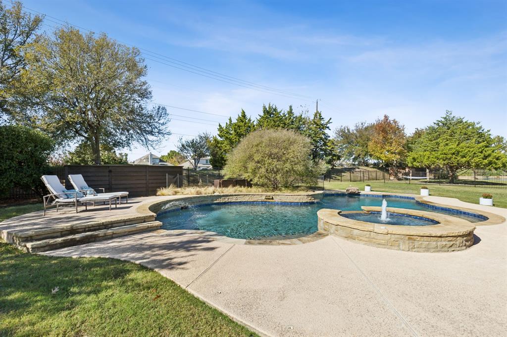 5801 Hathaway Drive