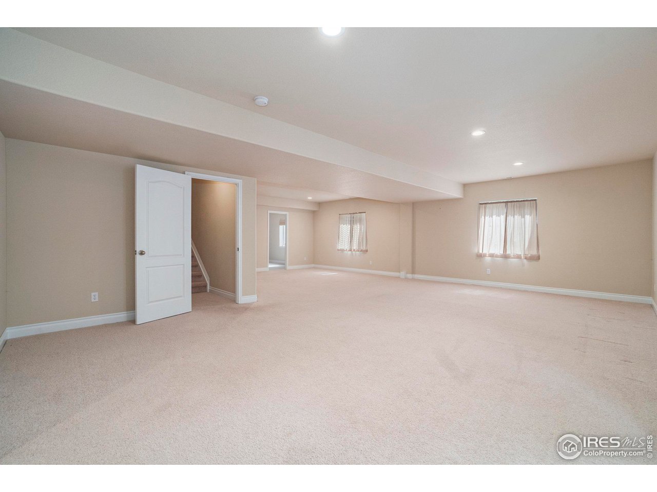 457 Harbor Ct