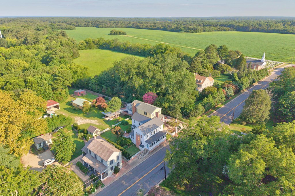 16366 Courthouse Rd A