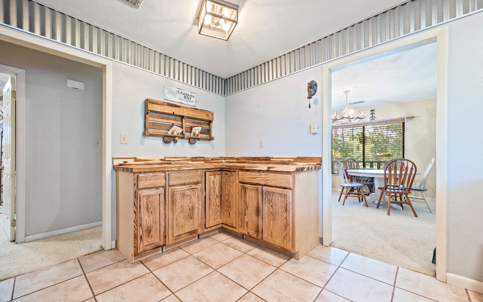 838 NW Banta Acres Rd