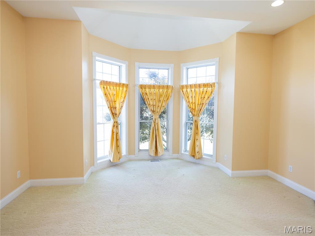 171 Rolling Meadows