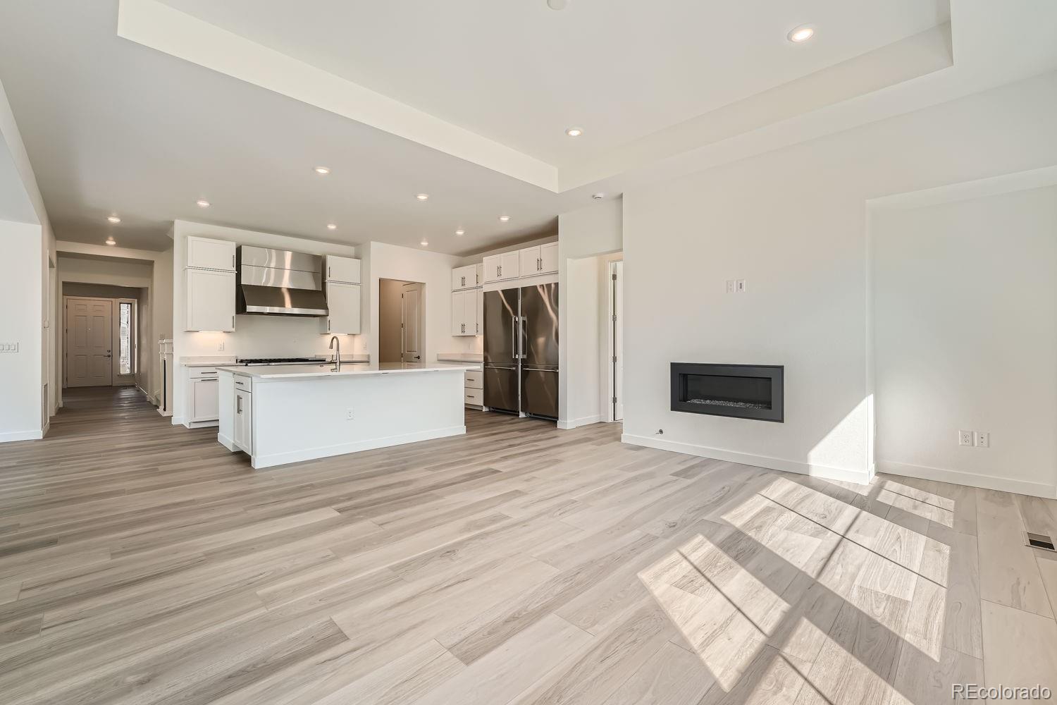 2948 S Quartz Street