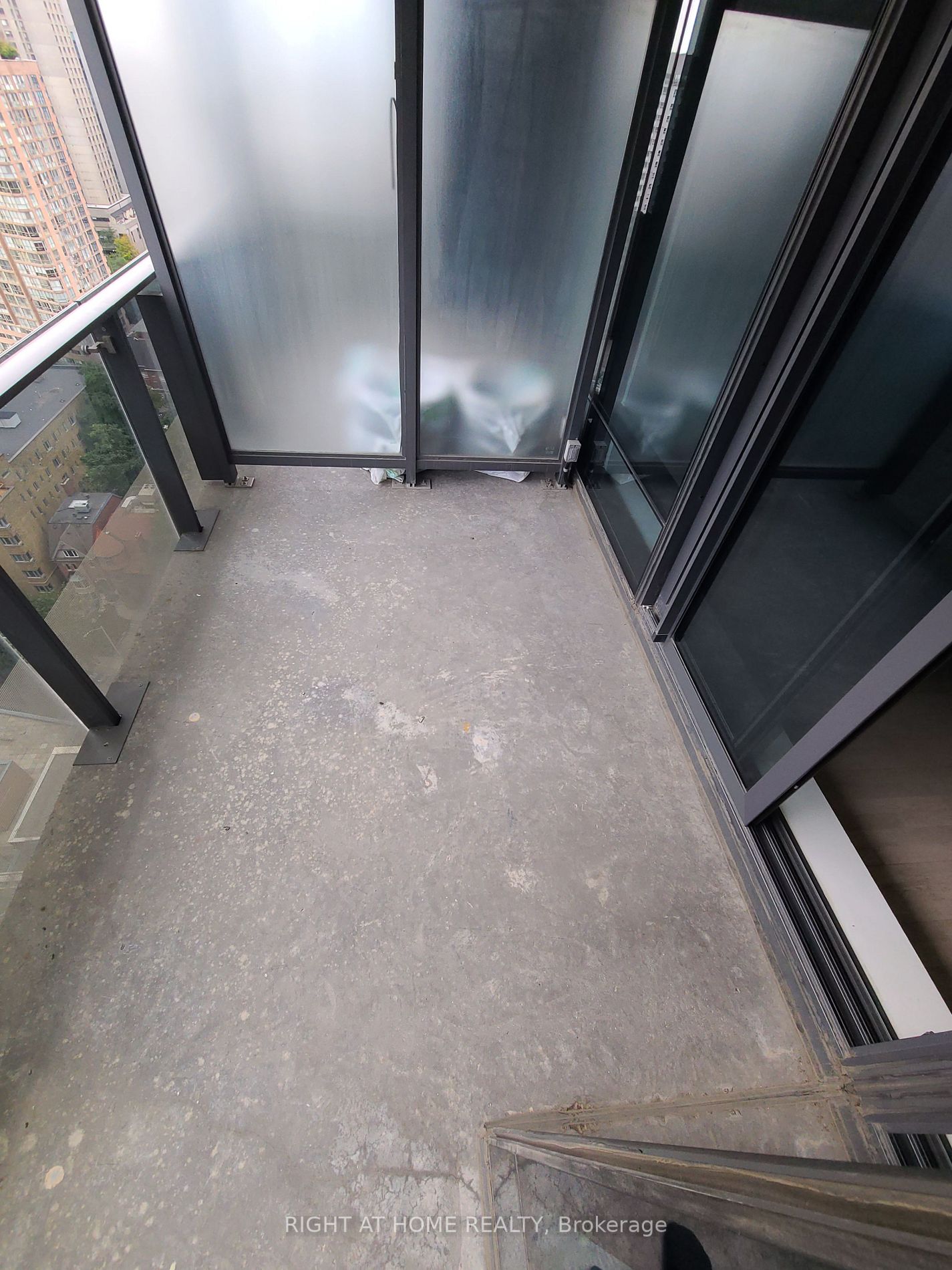 5 St. Joseph St 2106