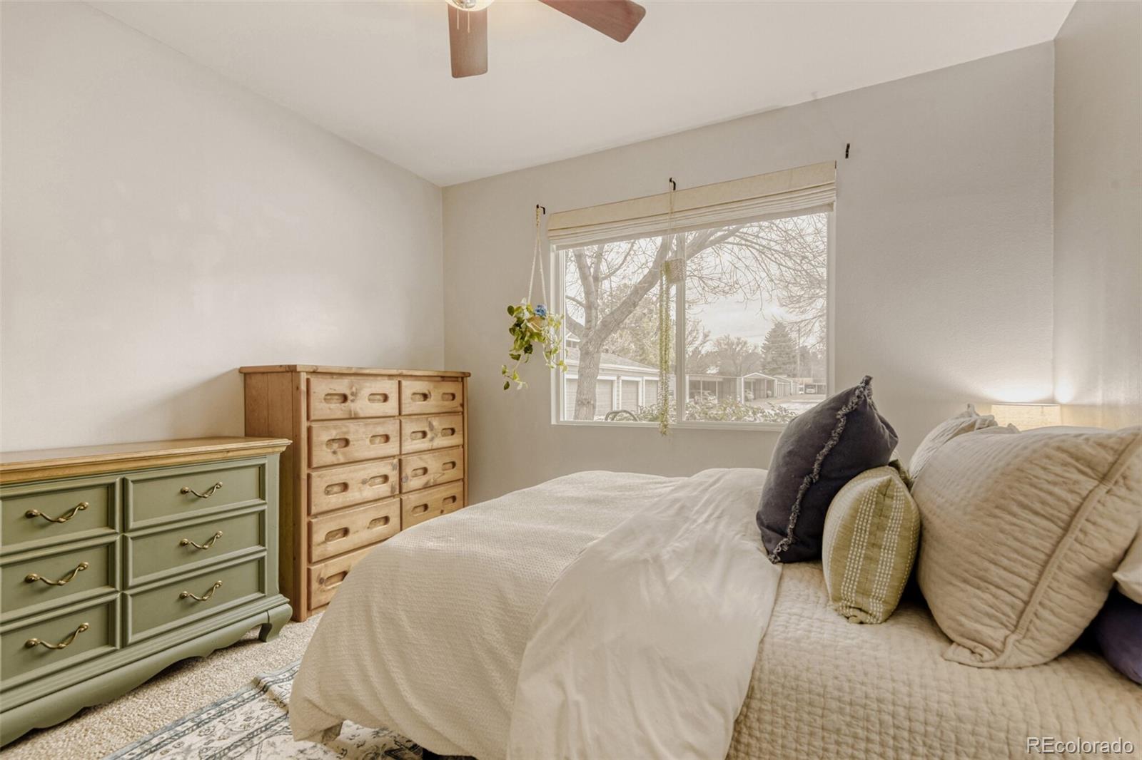 8500 E Jefferson Avenue 10G