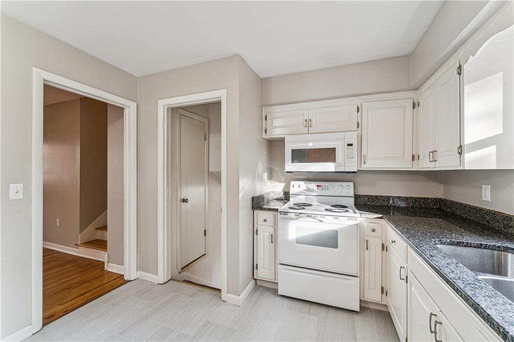 5007 Outlook Street