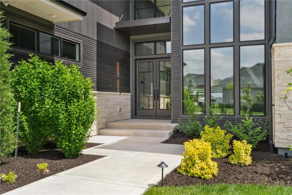 10721 W 142nd Street