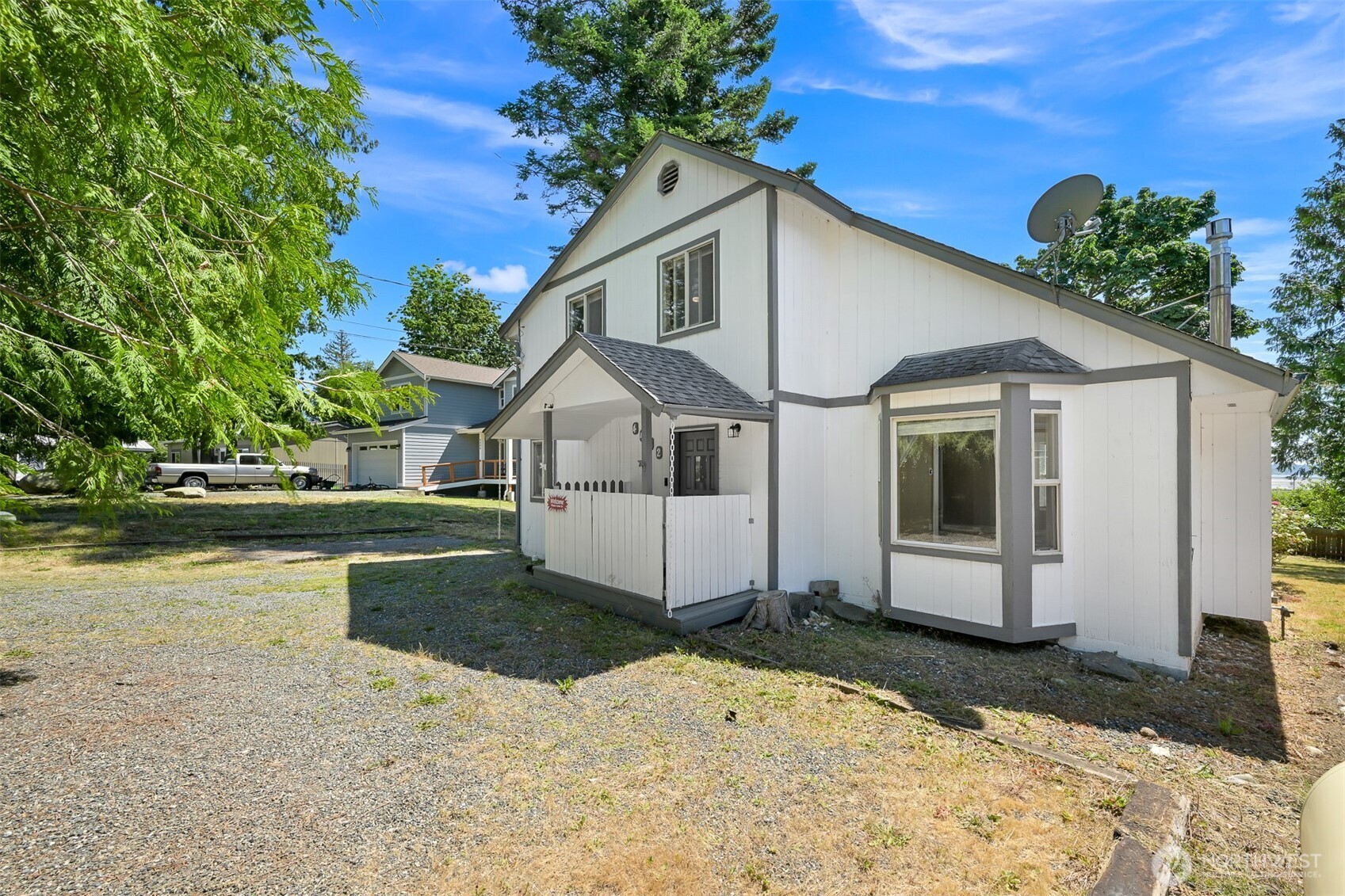 4482 Moresby Way