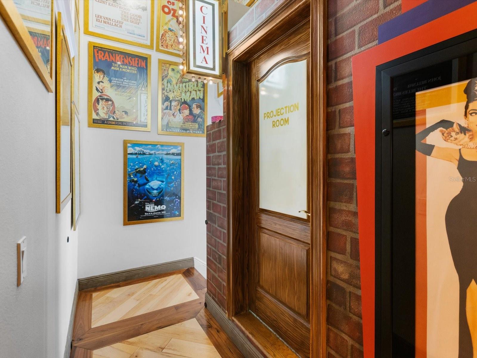 6215 Blakeford Drive