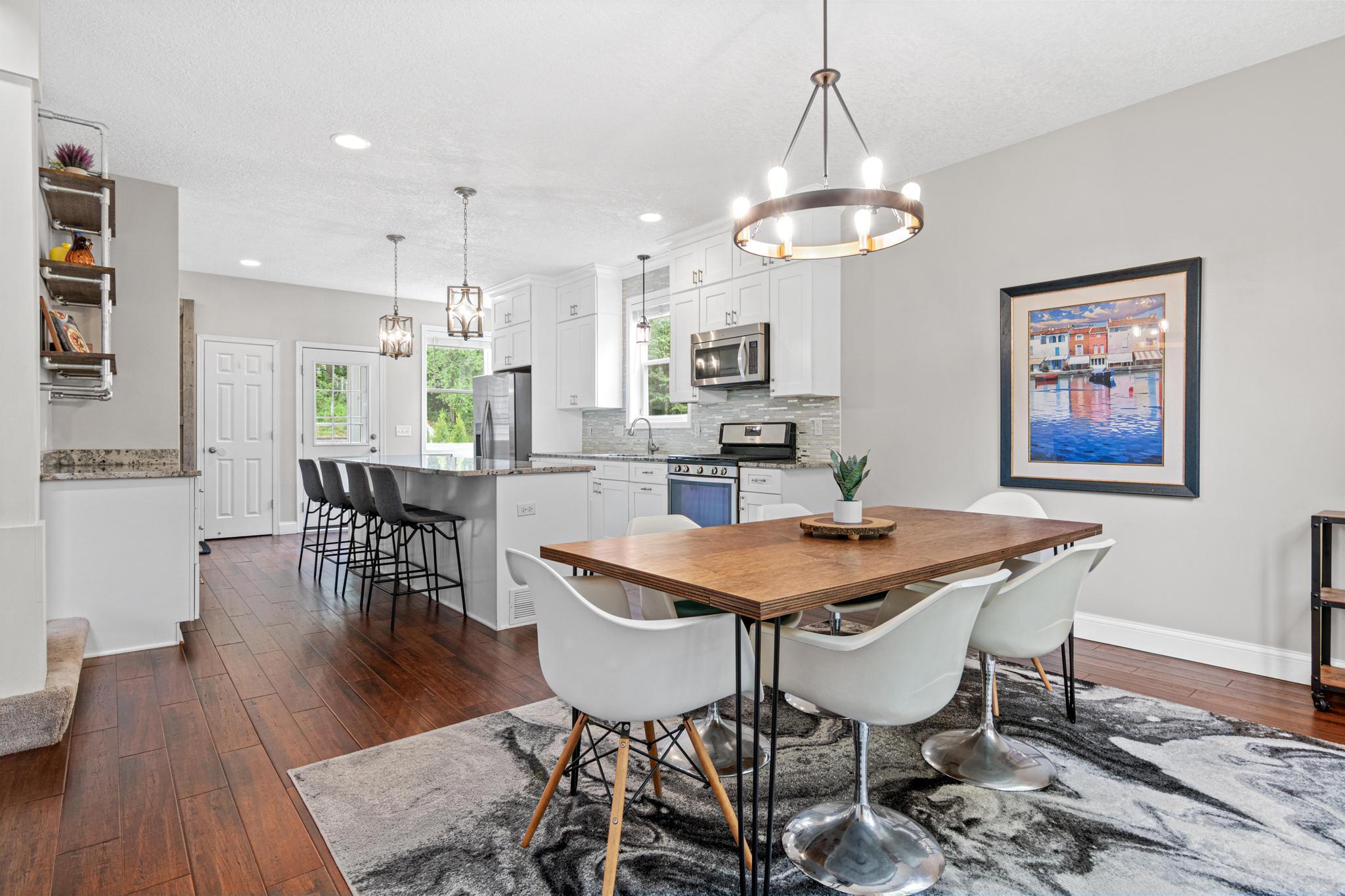 1072 Delano Court