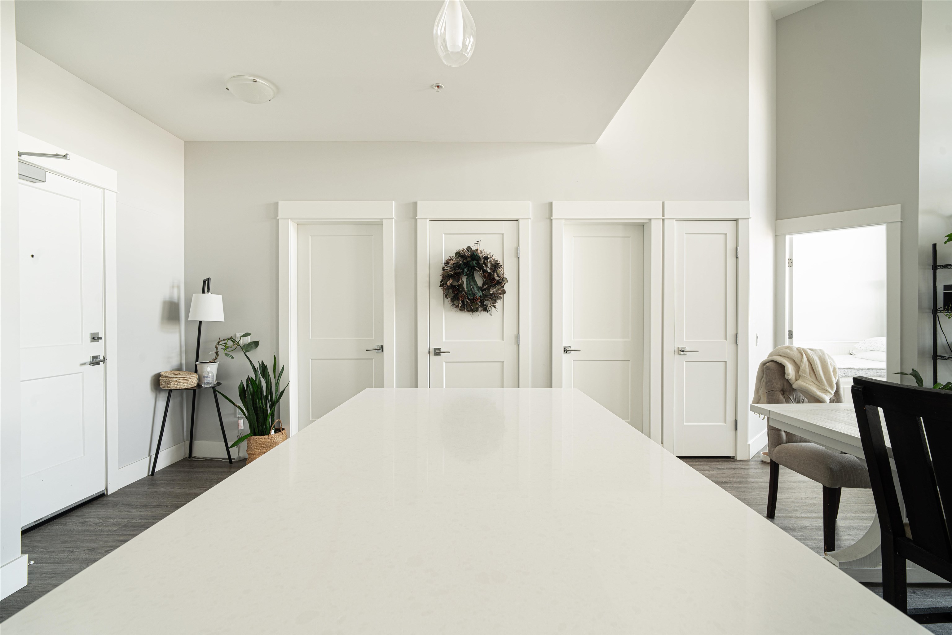 2180 Kelly Avenue 4615