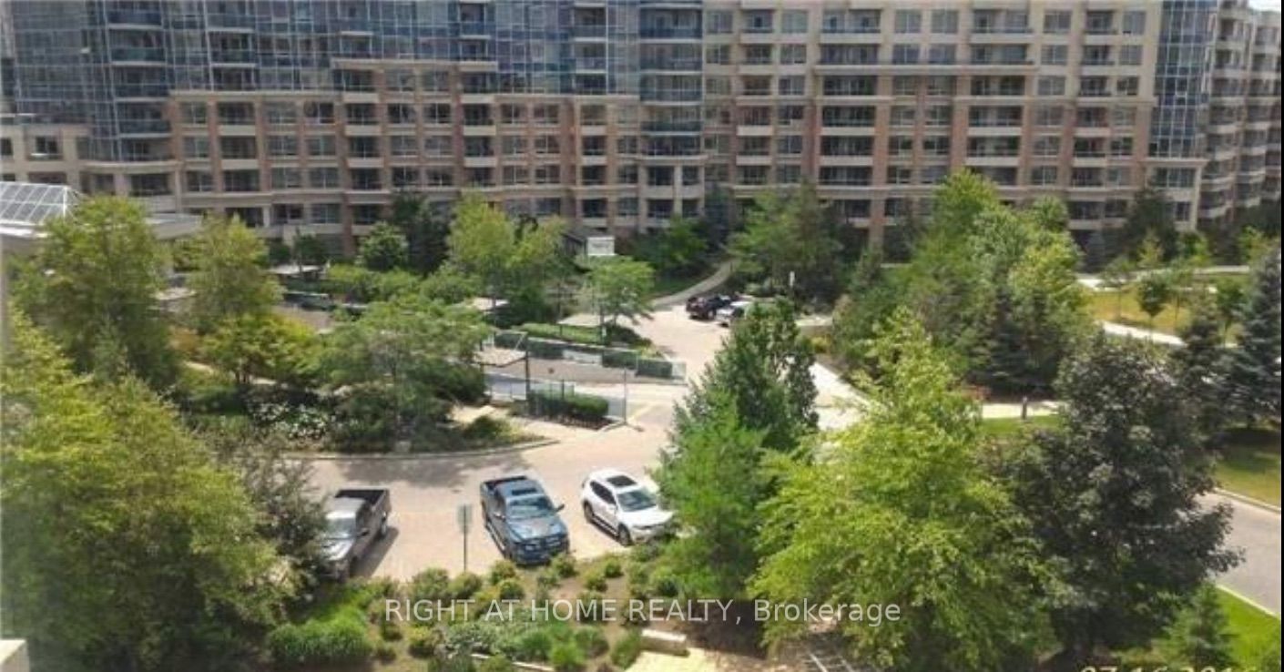 33 Cox Blvd 710