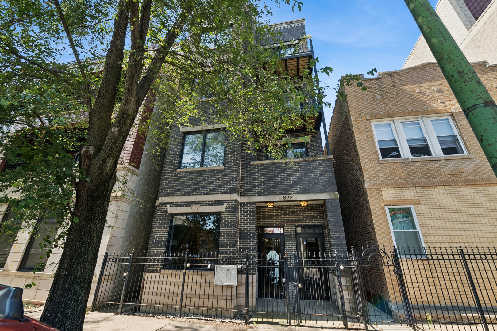 Fantastic live/work condo opportunity in the heart of Ukrainian Village. This expansive 1,200-square-foot unit offers open, flexible space.  It features a fully equipped kitchen with stainless steel appliances, a freshly updated bathroom, polished concrete floors, central air, in-unit laundry, and impressive 12-foot ceilings. You'll also enjoy sliding glass door leading to a cozy patio. This ground-level unit boasts its own separate entrance.  The seller has plans available to convert the unit into a 3-bedroom, 2-bathroom layout, offering tons of potential whether you're looking for a place to live and work (B2-3 zoning) or simply a unique condo to make your own.