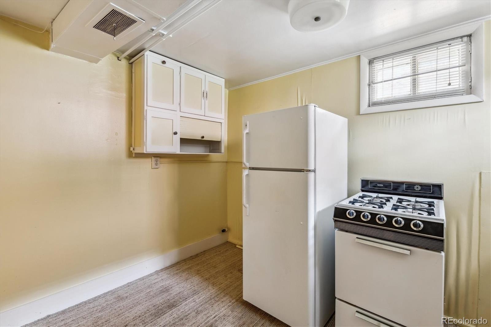 869 S Williams Street