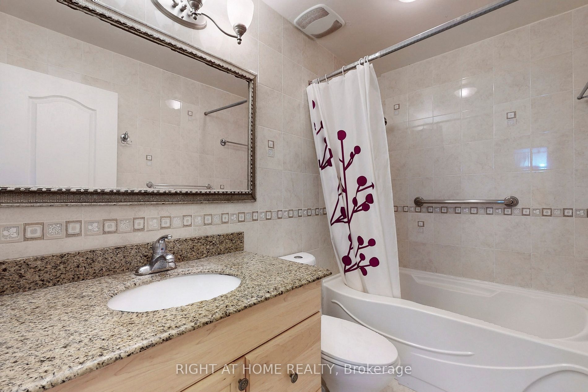 2 Farmview Cres