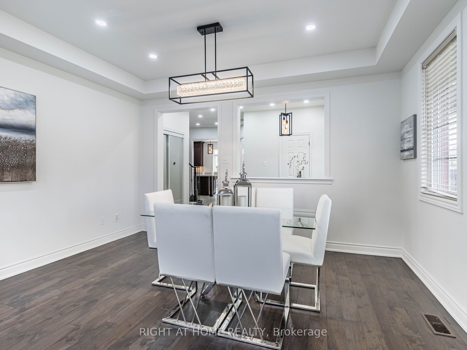 280 Wrigglesworth Cres