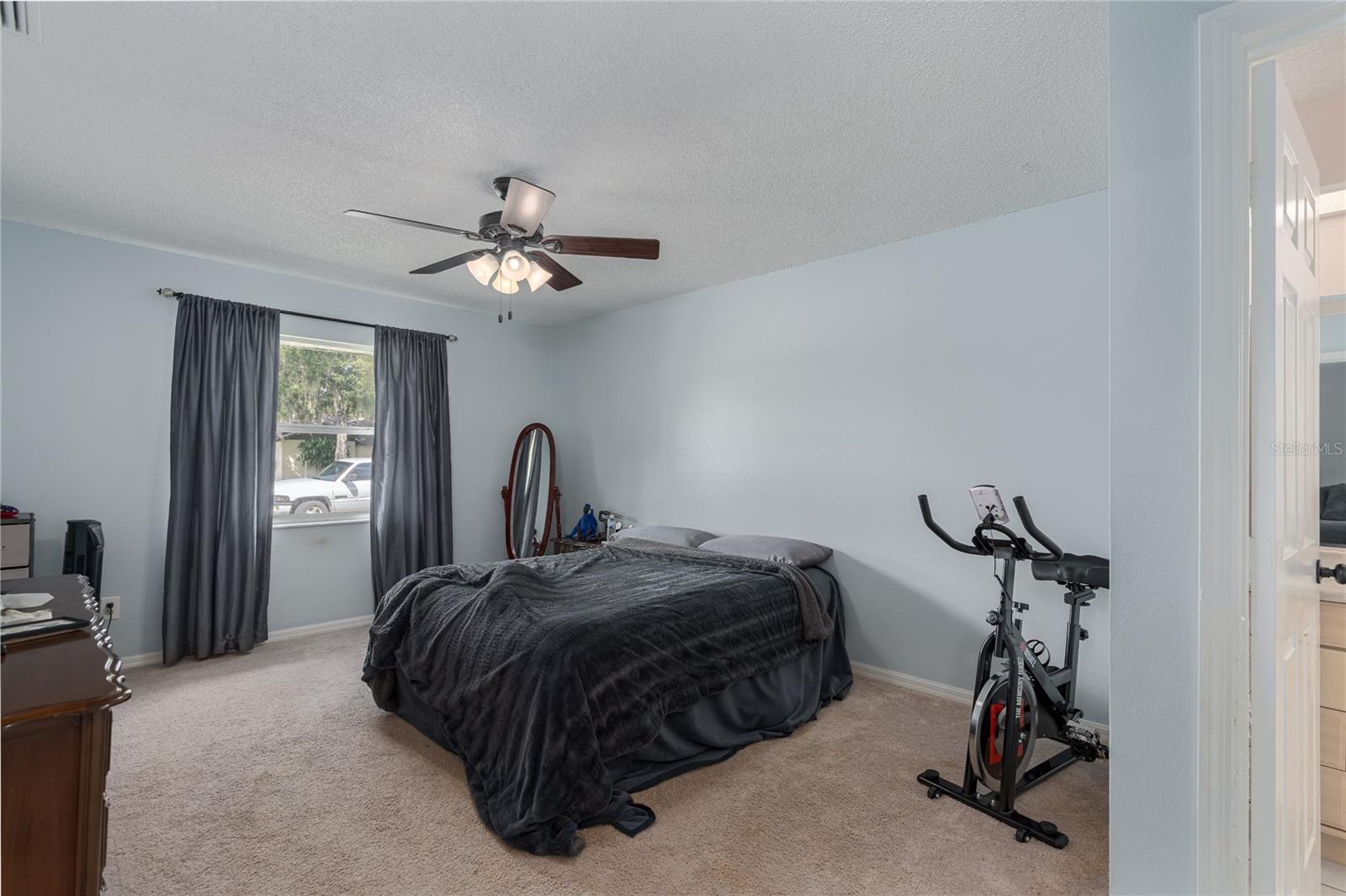 5453 81st Avenue Circle E